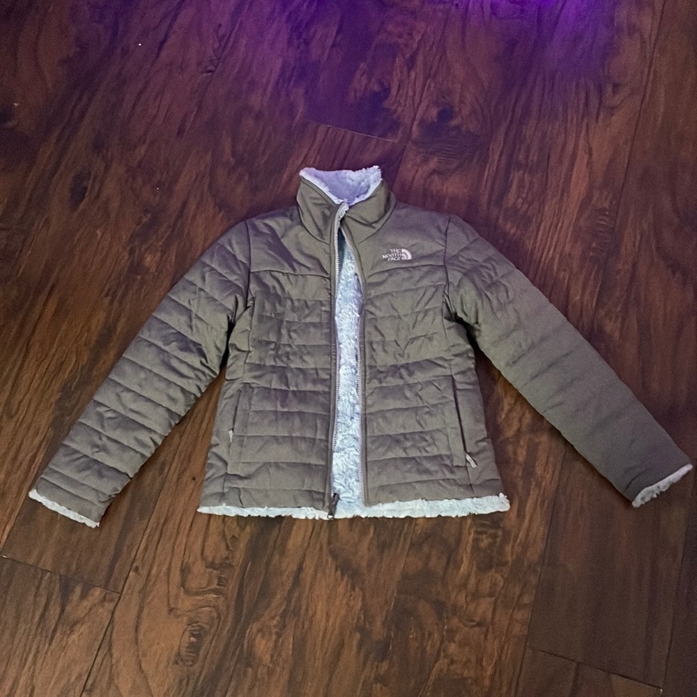 North face gray jacket with a fuzzy blue inside